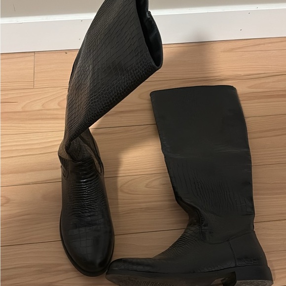 Black Leather Knee-High Boots - Size 39 - Picture 5 of 5